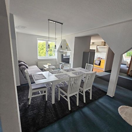 6 Bedroom Private Apartment & Lounge Rostock Kültér fotó
