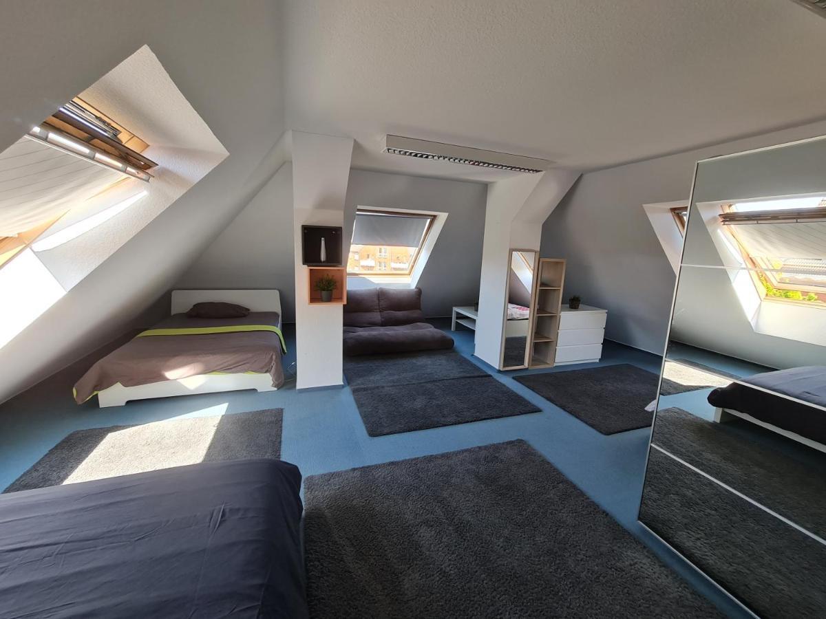 6 Bedroom Private Apartment & Lounge Rostock Kültér fotó